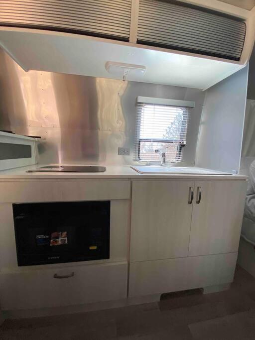 Modern Airstream With Amazing View - 10 To 15 Minutes From Kings Canyon National Park Dunlap Buitenkant foto