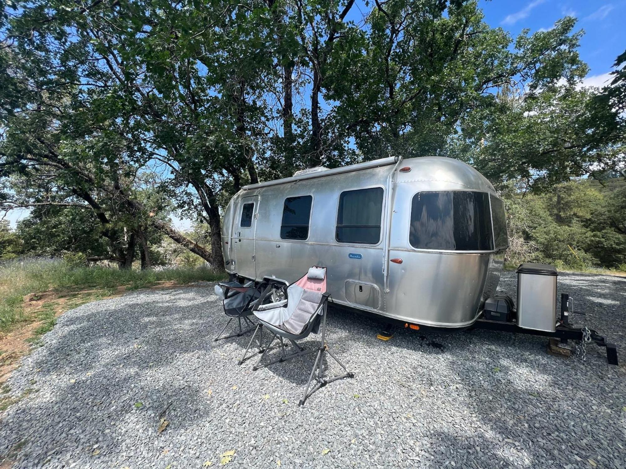 Modern Airstream With Amazing View - 10 To 15 Minutes From Kings Canyon National Park Dunlap Buitenkant foto