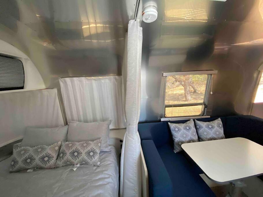 Modern Airstream With Amazing View - 10 To 15 Minutes From Kings Canyon National Park Dunlap Buitenkant foto