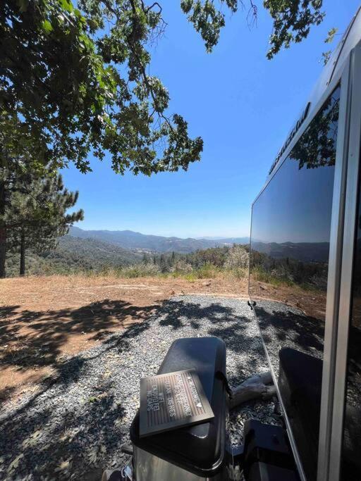 Modern Airstream With Amazing View - 10 To 15 Minutes From Kings Canyon National Park Dunlap Buitenkant foto